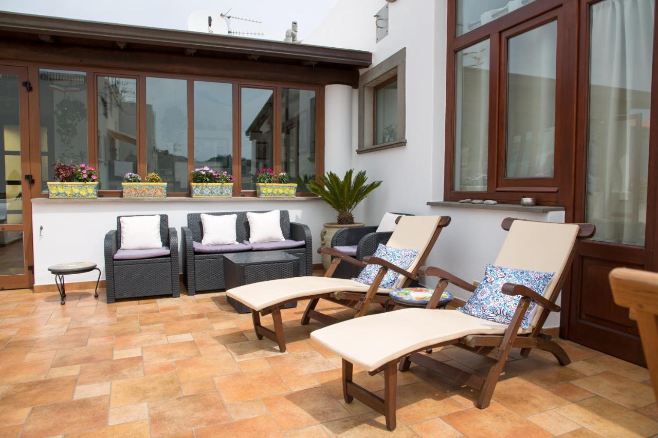 Diana Brown B&B Affittacamere Đảo Lipari Ngoại thất bức ảnh