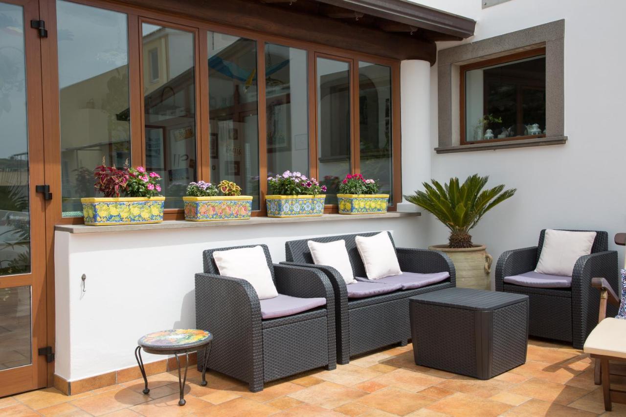 Diana Brown B&B Affittacamere Đảo Lipari Ngoại thất bức ảnh